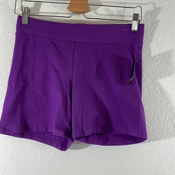 TORRID 5 Inch Signature Waist Bike Short Purple Size M/L NEW - Picture 3 of 9